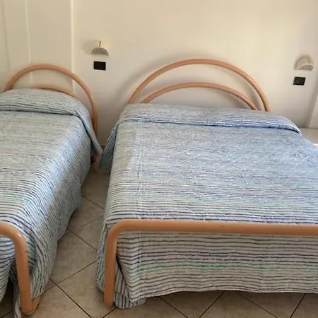 Residenza Paradiso * Μπελάρια-Ιτζέα Μαρίνα