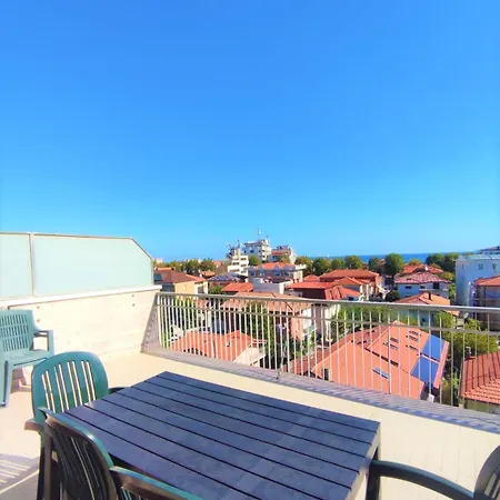 Residenza Paradiso Holiday home *