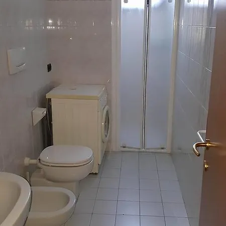 Residenza Paradiso בית נופש בלריה-איגאה מרינה