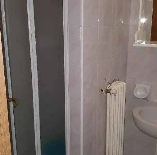 Residenza Paradiso בית נופש בלריה-איגאה מרינה