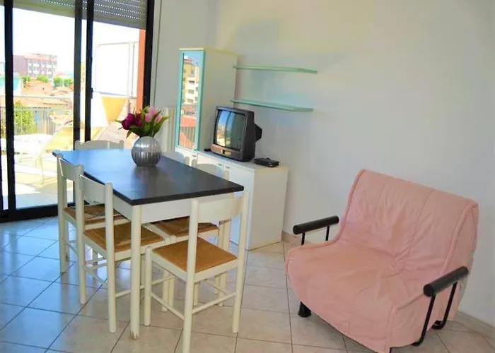 Residenza Paradiso * بيلاريا-إيجيا مارينا